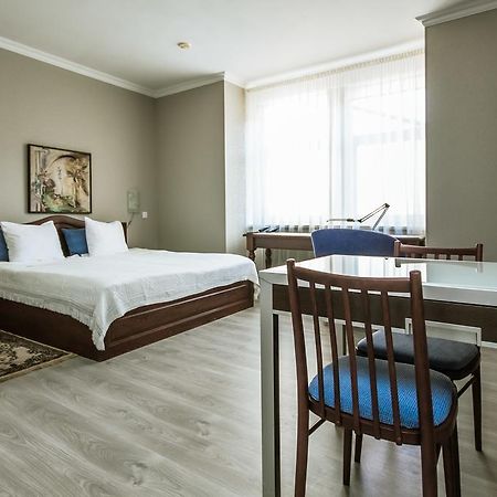 Hotel Kert Free Parking Riga Luaran gambar