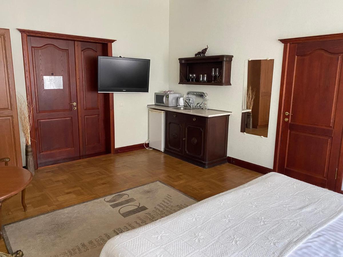 Hotel Kert Free Parking Riga Luaran gambar